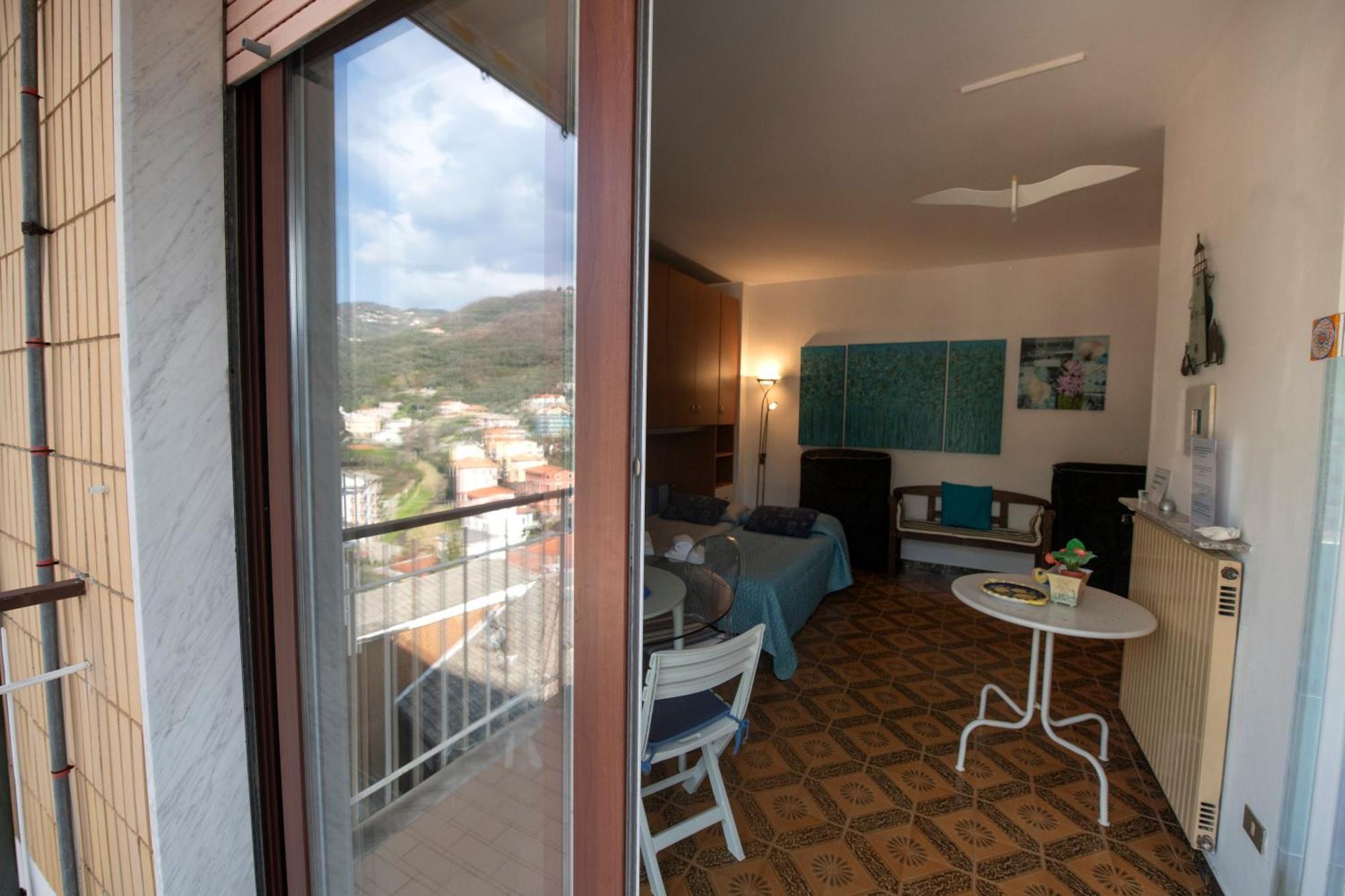 239 - Casa Del Sole Vista Mare Moneglia - 5Minuti A Piedi Dal Mare - Parcheggio Privato Exterior foto